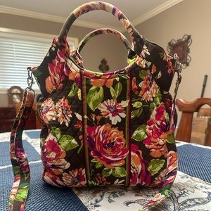 Vera Bradley large tote/crossbody bag